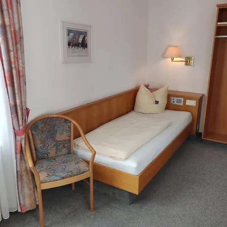 Hotel Landgasthof Gruener Baum Nuremberg
